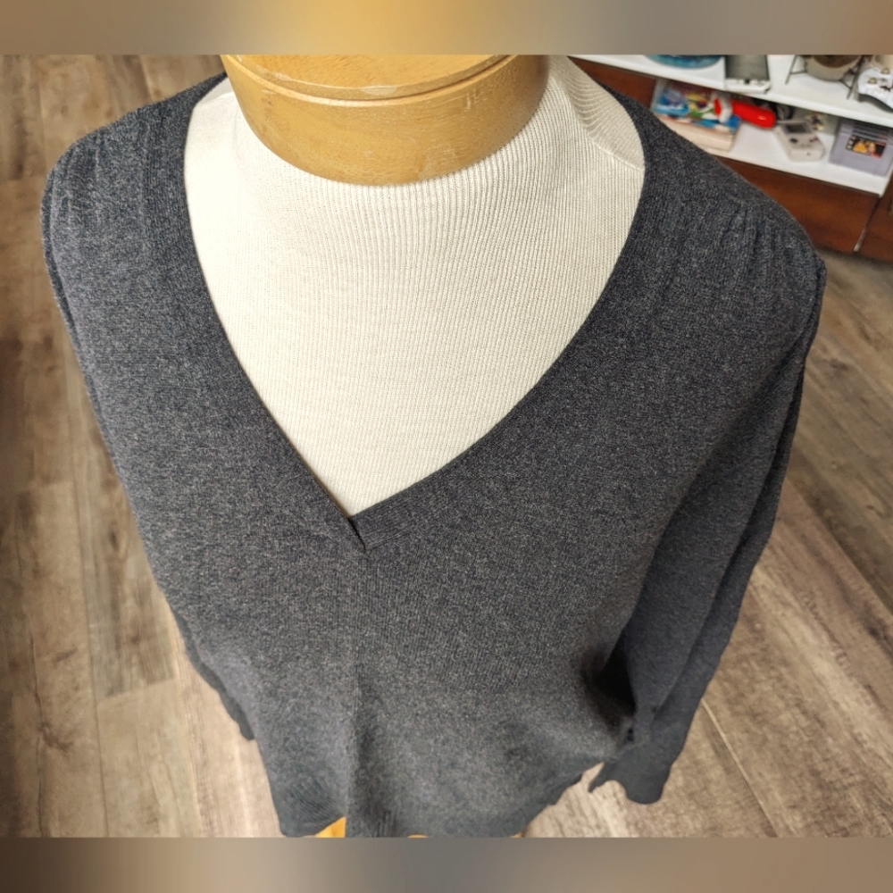 Willow Bay V Neck Long Sleeve Dark Grey Pullover Women's Size XL (18) - Picture 4 of 6